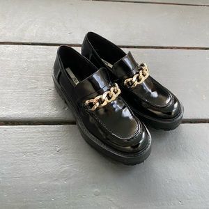 Zara black loafer - New - worn once